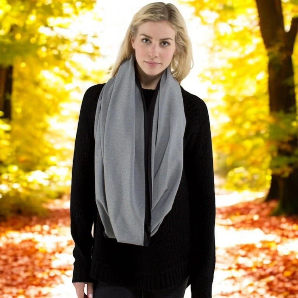 Lululemon Vinyasa Scarf *Rulu in Wee Stripe Black White / Black